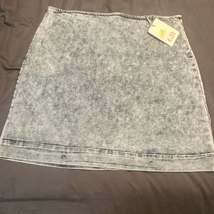 Gianni Bini high wasted skirt